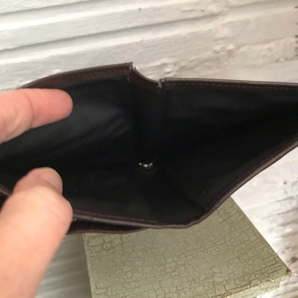 Vintage Leather Wallet - Picture 6 of 7